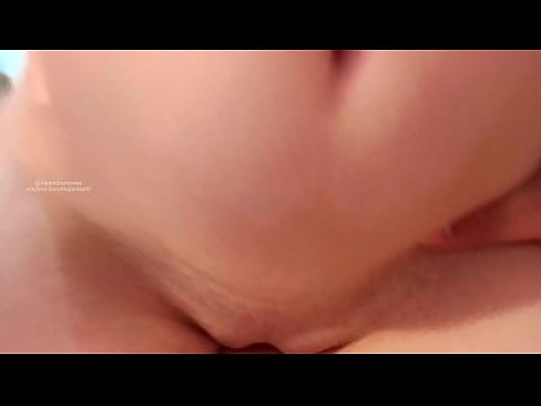 ❤️ Эгчийн өрөөнд унтаад л би сэрлээ ❤️ Порно манайд mn.eviewporn.ru ❌️